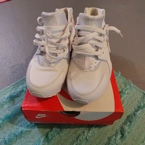 Nike Huarache Run Sneakers